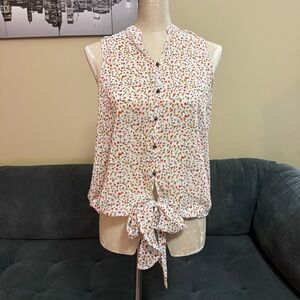 🏷️ 3 for $10 - F21 Floral Sleeveless Tie-Front Blouse